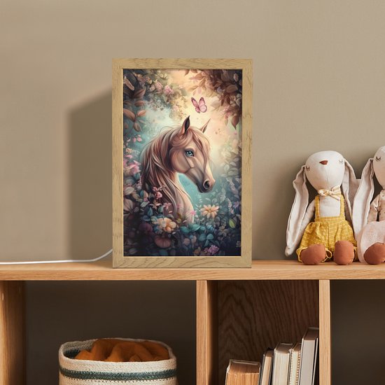 Nachtlampje 20x30 cm - Kinder lampje - Paard - Bloemen - Vlinders - Tafellamp kinderkamer - Slaapkamer lamp - Bedlamp kinderen - Kinderlampje stopcontact - Wandlamp babykamer - Nachtlampjes van OnlyWow — afbeelding 3
