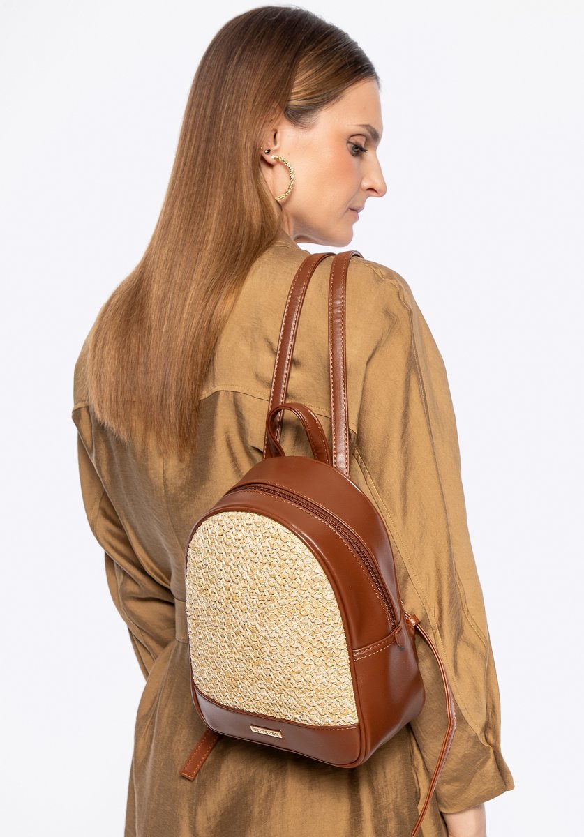 Wittchen - Dames Rugzak - Bruin en Beige - Ecoleder - Met Weefpatroon