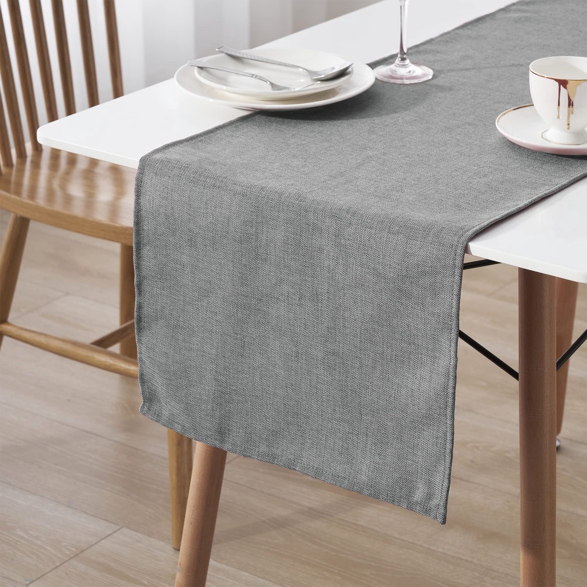 Stunq® Duurzame Linnenlook Tafelovertrek – Donkergrijs, 40 x 260 cm – Waterafstotend & Vlekbestendig