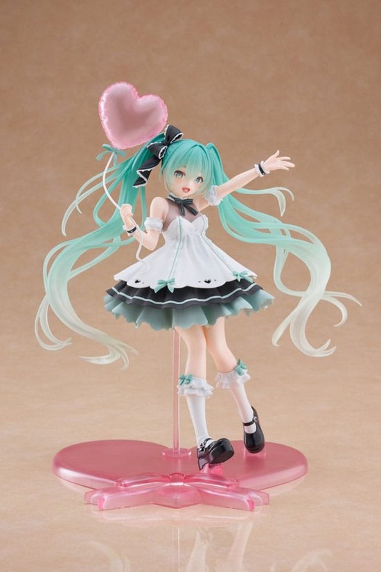 Taito Prize Hatsune Miku AMP+ Statue en PVC Statue Hatsune Miku Birthday 2025 Party Ver. Image de 21 cm