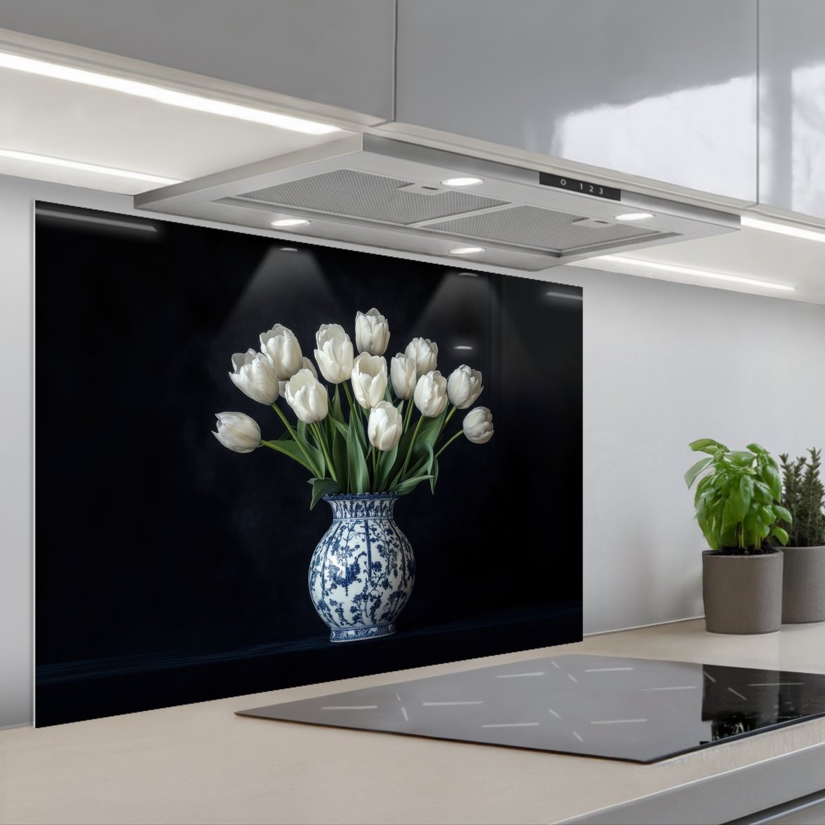 KitchenYeah Spatscherm 80x55 cm Zelfklevende achterwand Wit Bloemen Tulpen Vaas Keuken muurbeschermer Spatwand fornuis