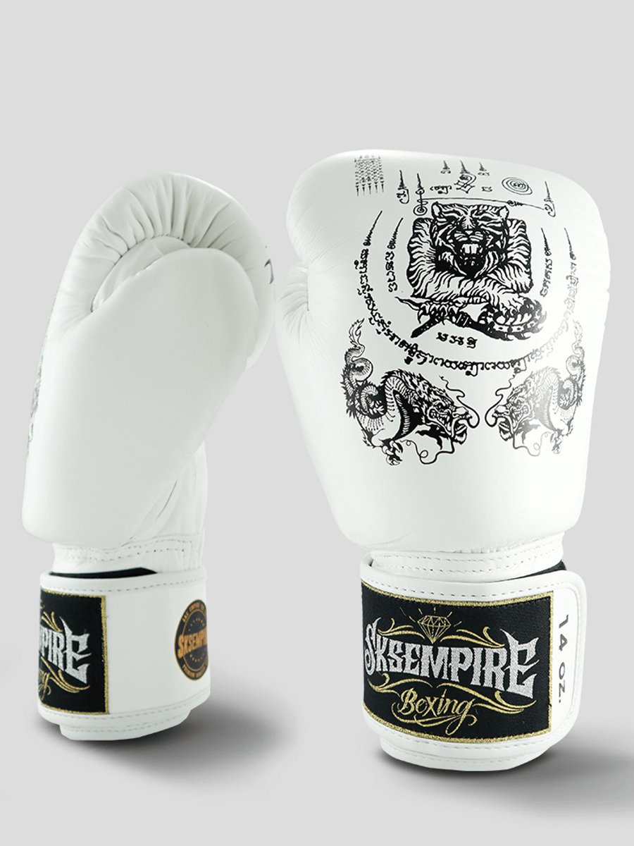 SKS Empire Bokshandschoenen - Sak Yant - Echt Leer - Wit / Zwart 14 oz