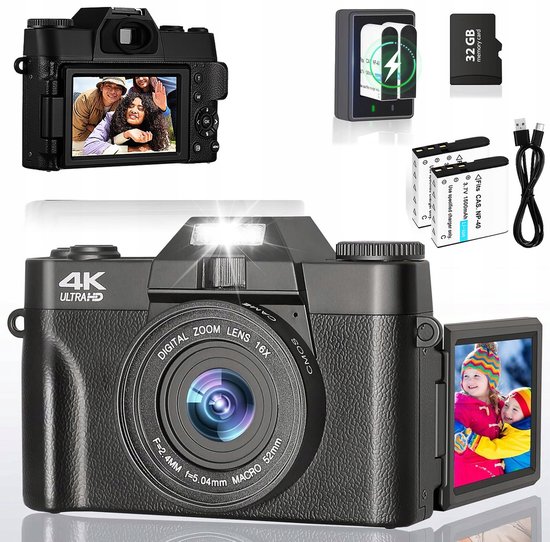 Zwarte 4K digitale camera met 16x zoomlens, extra batterijen, SD-kaart en oplader.
