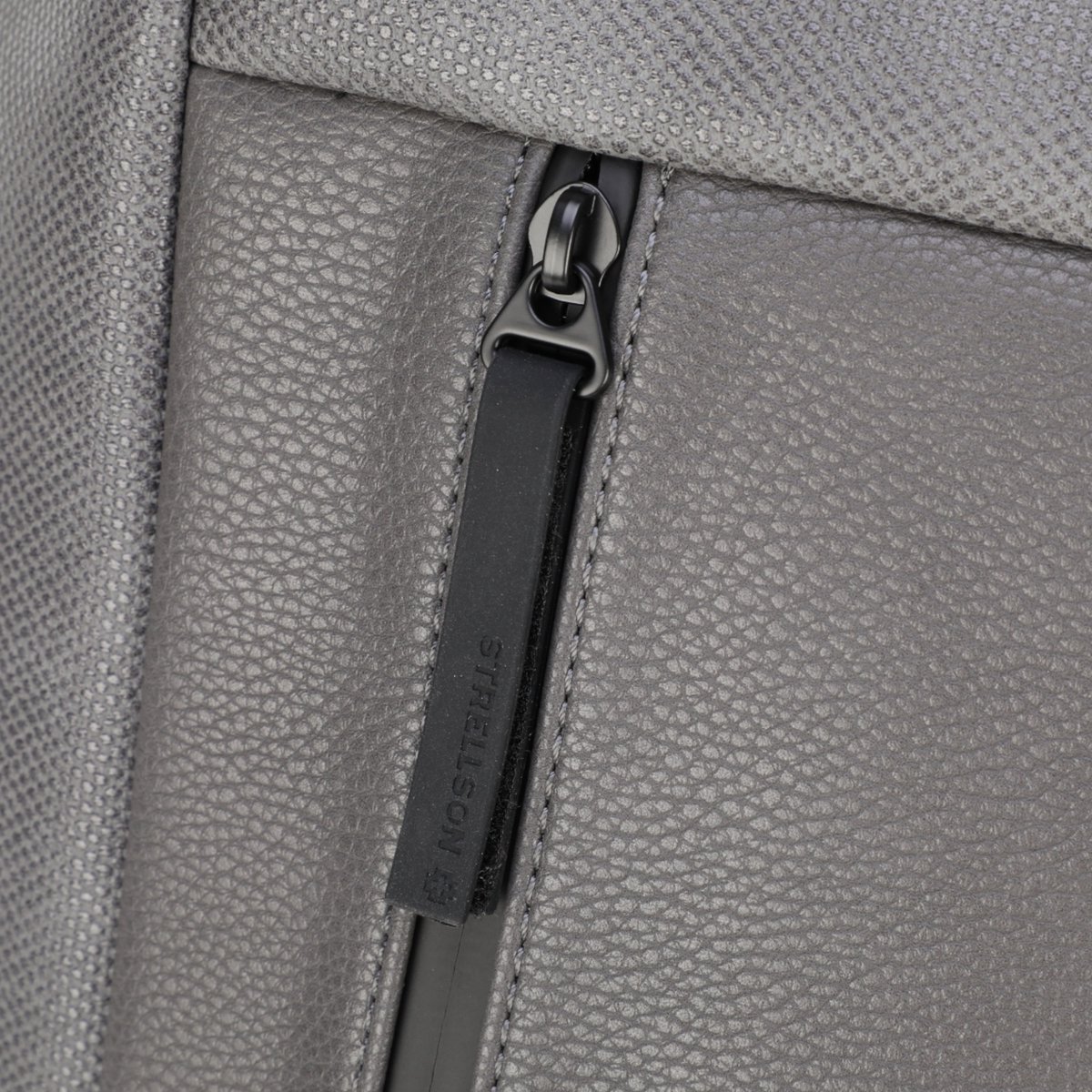 Strellson Westferry Eddie Dagrugzak 42 cm Laptopvak - 41cm (17 duim) - darkgrey