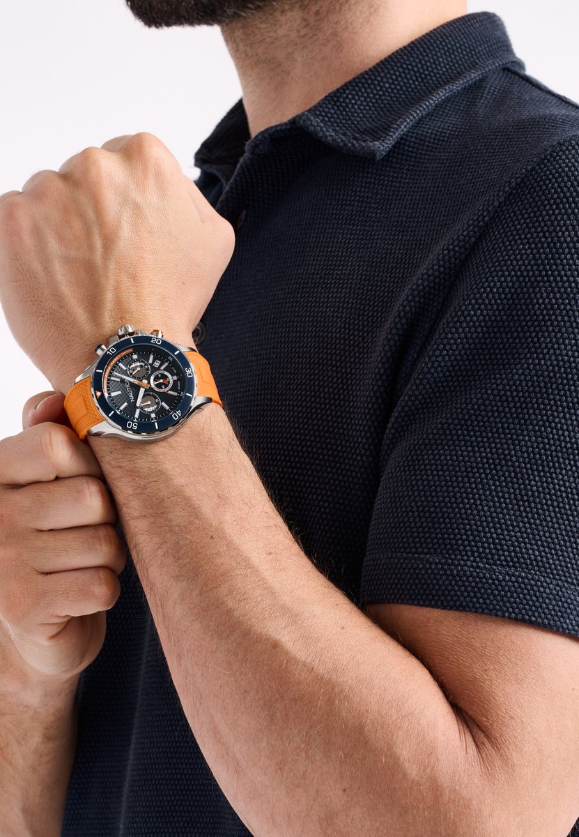 Nautica Nst Quartz Analoog Horloge Oranje Material 100% Roestvrij Staal 100% Siliconaarmband 48 mm NAPNSF502, NAPNSF503