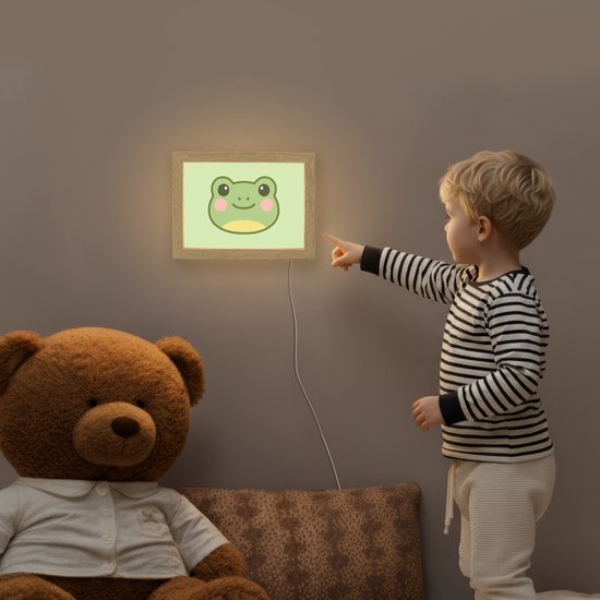 Nachtlampje 20x15 cm - Kinder lampje - Kikker - Groen - Vriendelijkheid - Tafellamp kinderkamer - Slaapkamer lamp - Bedlamp kinderen - Kinderlampje stopcontact - Wandlamp babykamer - Nachtlampjes van OnlyWow — afbeelding 5