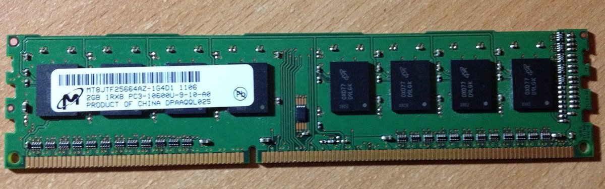 Micron Mt8Jtf25664Az-1G4D1 – 2Gb Ddr3 Dimm Desktop Geheugen – Betrouwbaar &