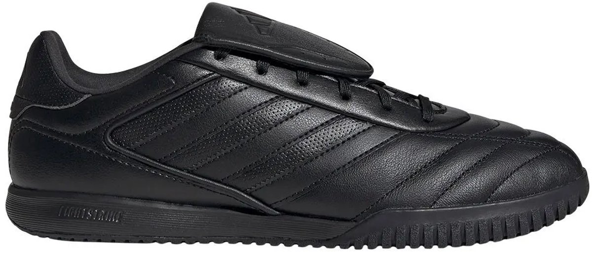 Zwarte leren Adidas Copa Gloro II voetbalschoenen voor mannen, met klassieke stijl en moderne details. EU 39 1/3.