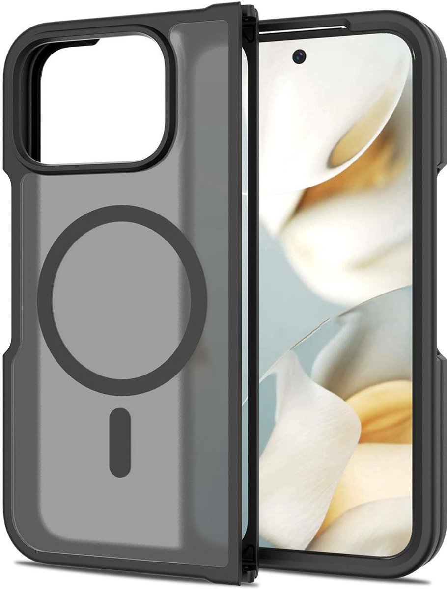 Mobigear Hoesje geschikt voor Google Pixel 10 Pro Fold MagSafe Telefoonhoesje Hardcase | Mobigear Shockproof Backcover | Geschikt voor MagSafe | Geschikt voor Draadloos Opladen met Magnetische Ring | Geschikt voor MagSafe Case - Zwart