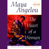 Maya Angelou in een kleurrijk, geometrisch gewaad, zittend met de titel "The Heart of a Woman" in tekst.