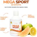 Fles MEGA SPORT 'Daily Supplement' met een appel, een halve sinaasappel en een halve citroen. Biedt snellere absorptie en is gemakkelijk in te nemen.