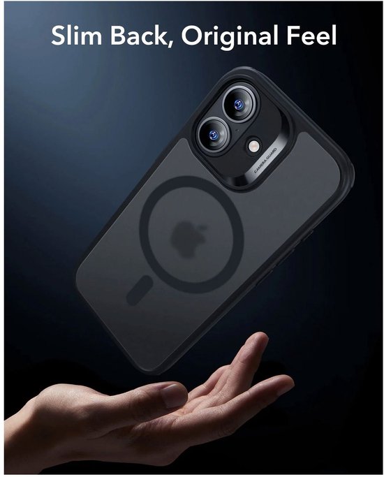 Zwarte, matte ESR iPhone-hoes met MagSafe-ring, zwevend boven een hand. Dun profiel.