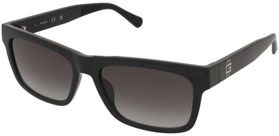 Guess Gu00221 Zonnebril Zwart Gradient Smoke/CAT3 Man van Merkloos — afbeelding 4