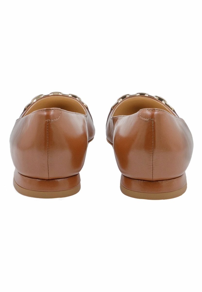 usha Schoenen