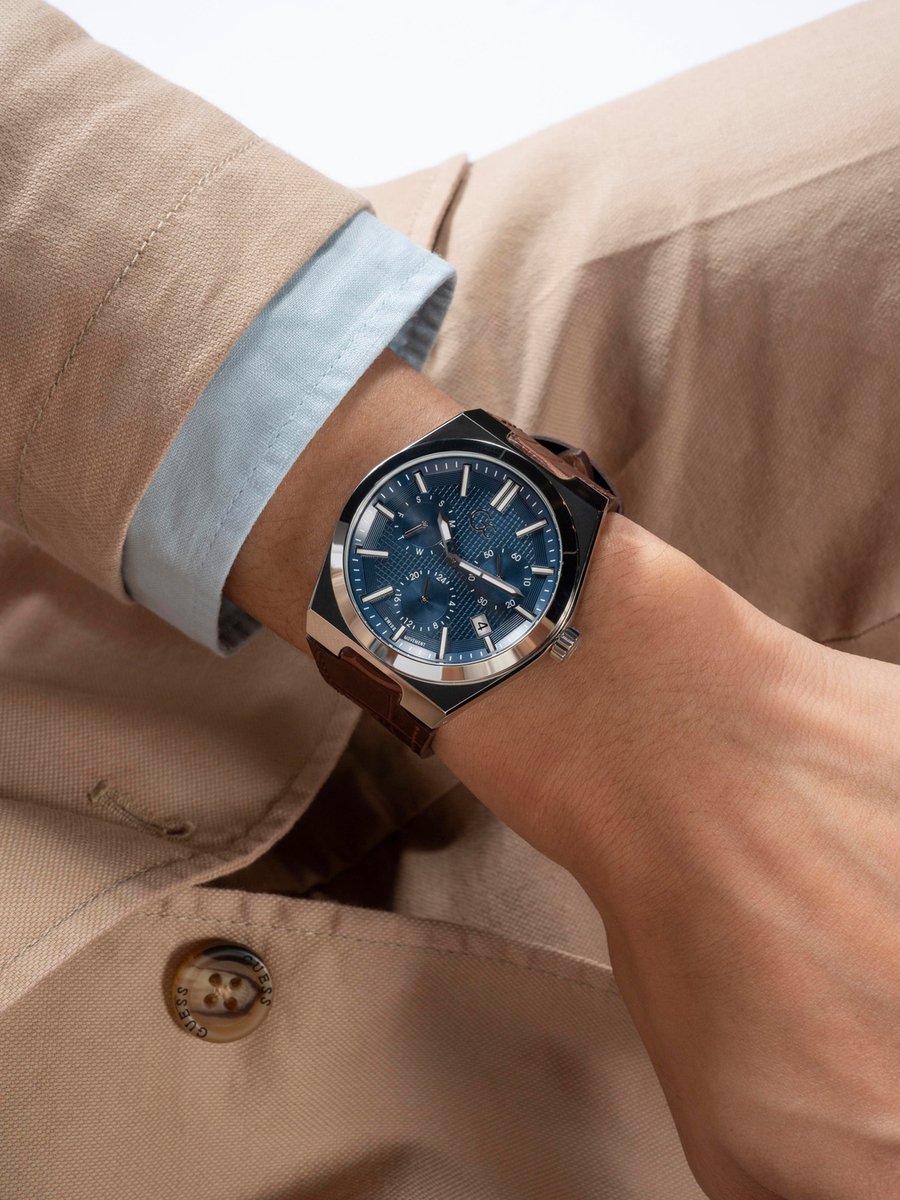 Gc Gc Prodigy Multi-Function Watch Zilveren Toon Case: 100% Roestvrij Staal | Armband: 100% Echte Leren 44 mm Z40003G7MF