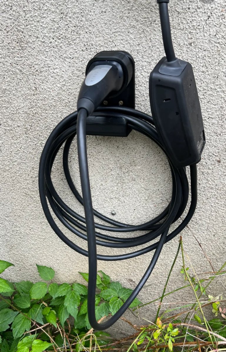 EV kabelhouder met wandmontage en kabelopberger voor laadkabel – zwart - ev laadkabel ophang
