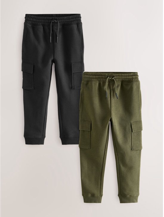 Zwarte en groene slim-fit joggingbroeken met cargo zakken en trekkoord.