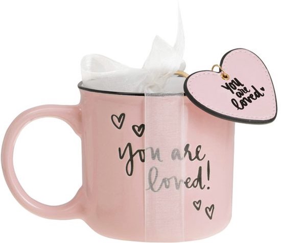 Roze mok met de tekst "you are loved!" en hartjes, met hartvormige sleutelhanger.