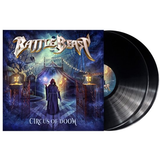 Battle Beast - Circus of Doom dubbel vinyl album. Donker circus thema artwork met een figuur in een mantel.