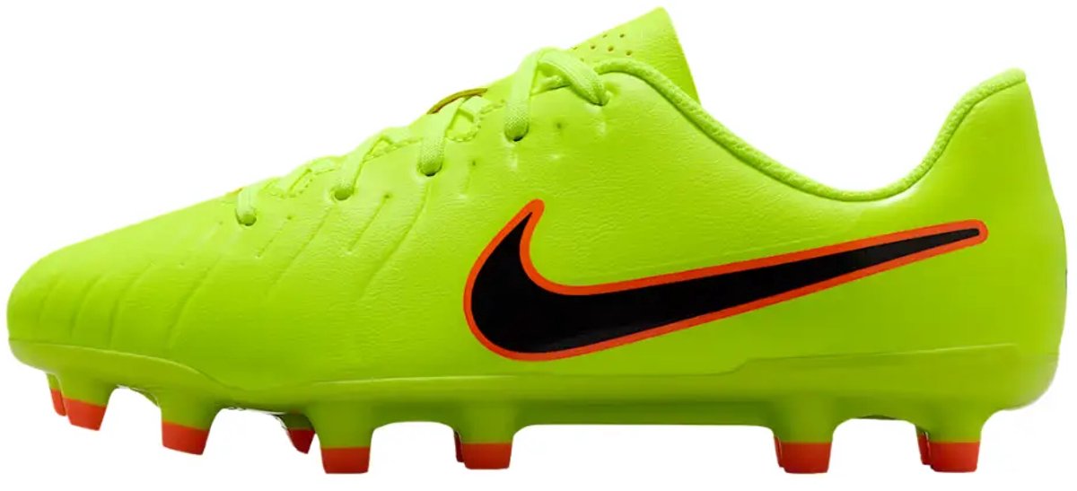 Nike jr. Tiempo legend 10 club in de kleur geel.