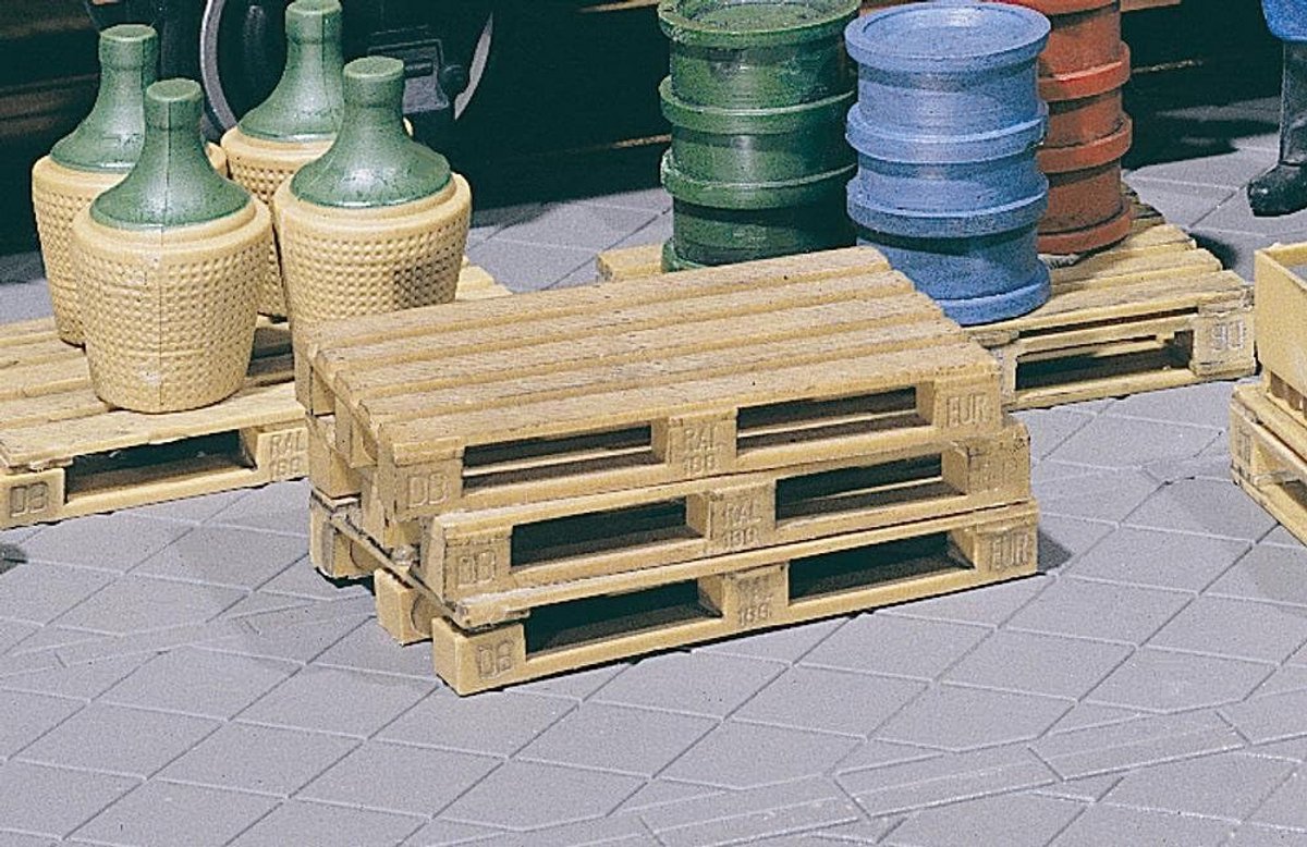 Houten Pallets voor Landschapsbouw en Modelspoor banen