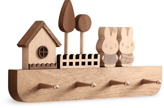 Houten kinderkapstok met 4 haken, huisje, bomen, hekje en konijnen.