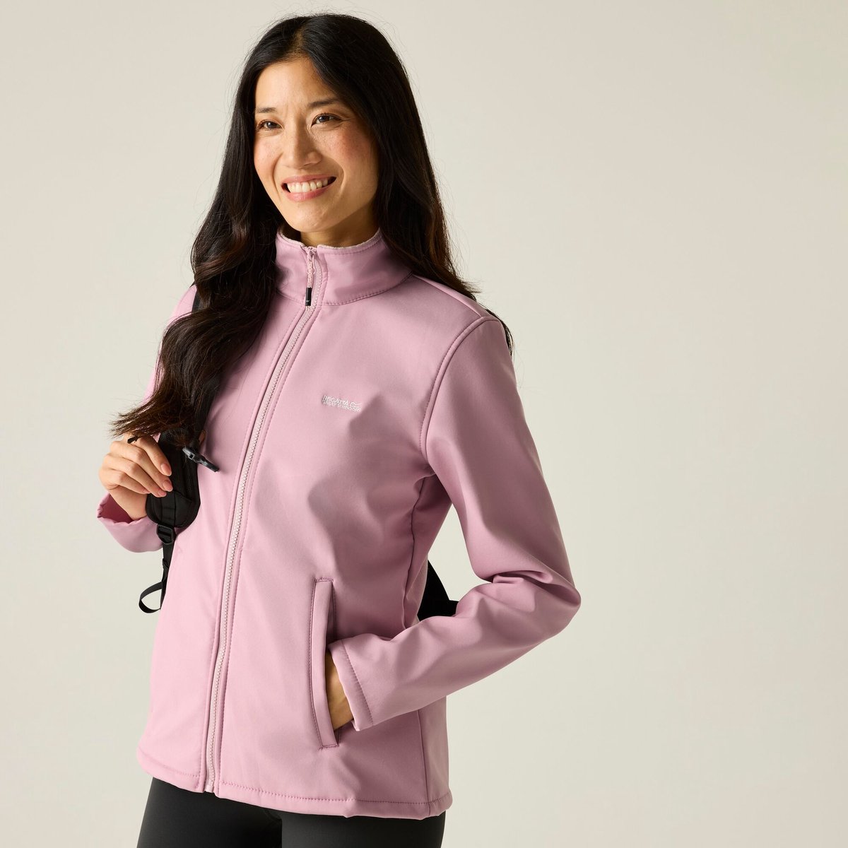 Connie V dames softshelljas met waterafstotende eigenschappen voor wandelen Paars