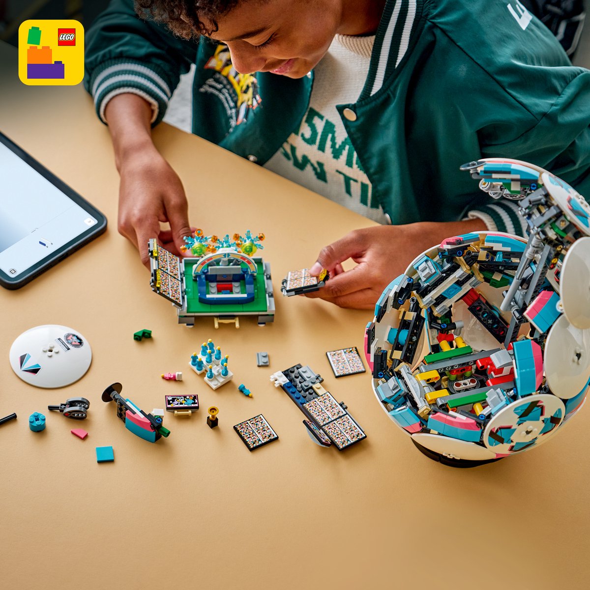 LEGO Editions Voetbal - 3D-display bouwpakket met mini-stadion - Verjaardagscadeau voor jongens, meisjes en voetbalfans vanaf 10 jaar - 43019 – foto 6