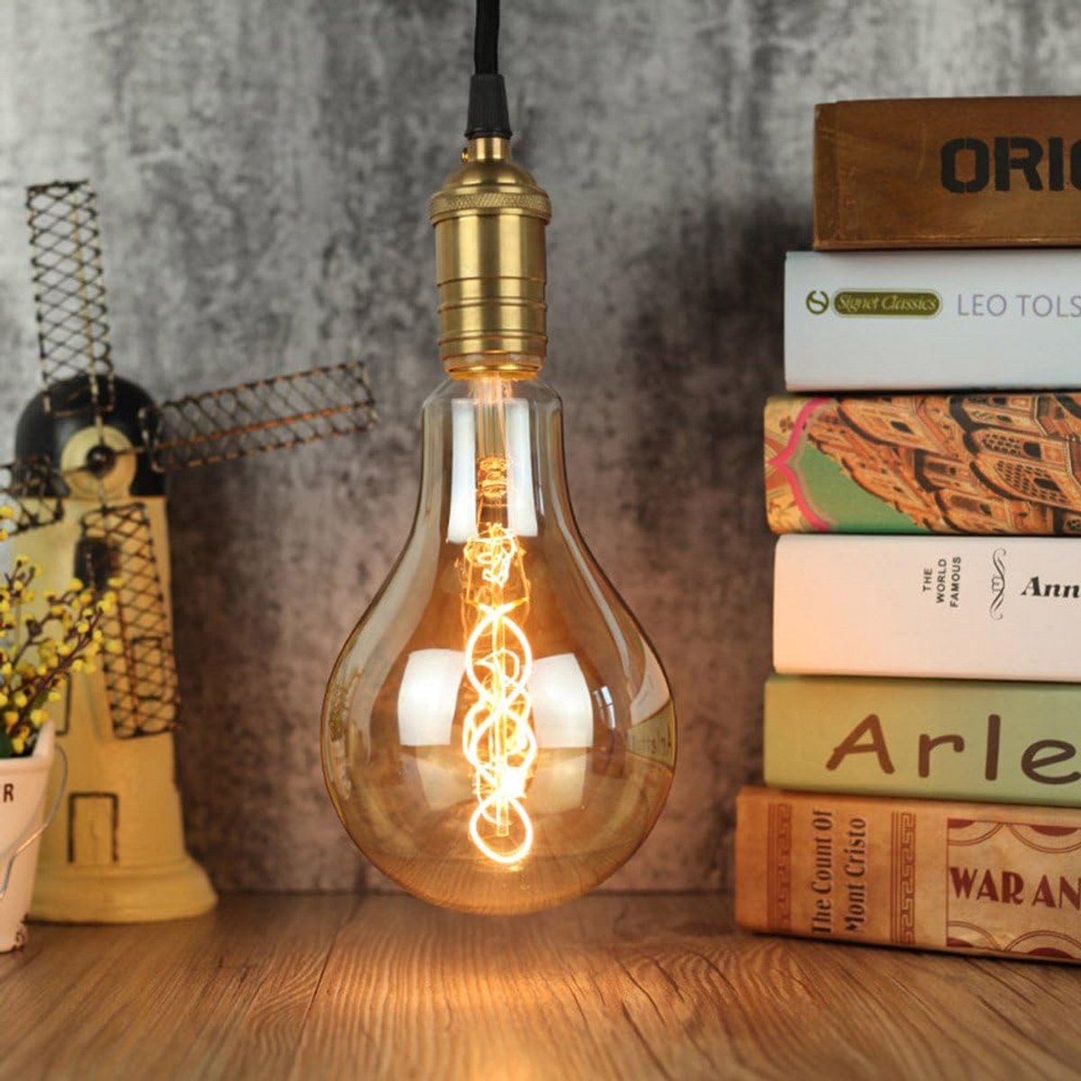 Decoratieve LED Filament Lamp E27 Dimbaar Warm Wit 2000K Spiraalvormig