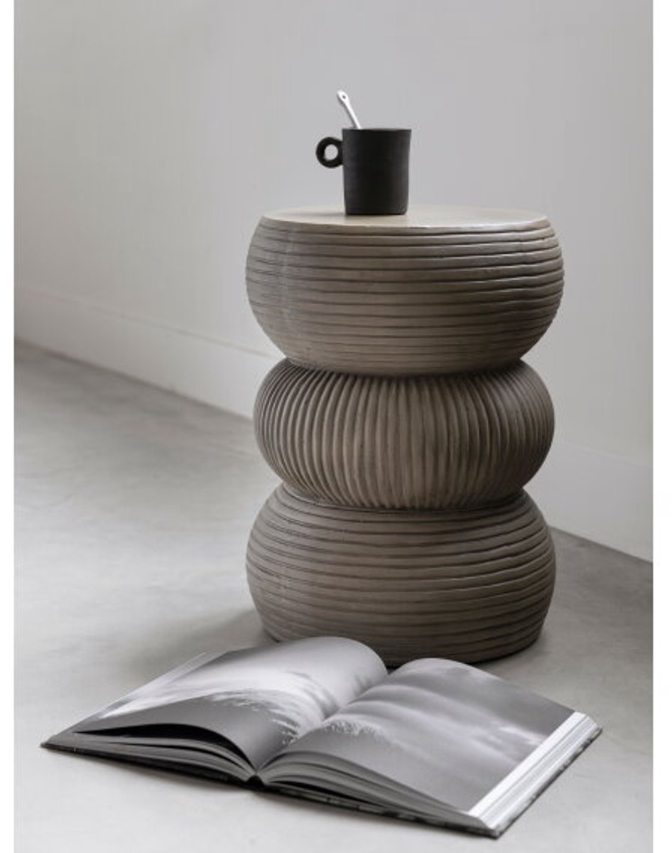 MUST Living Side table Slice Olive,47xØ35 cm, fiber cement olive