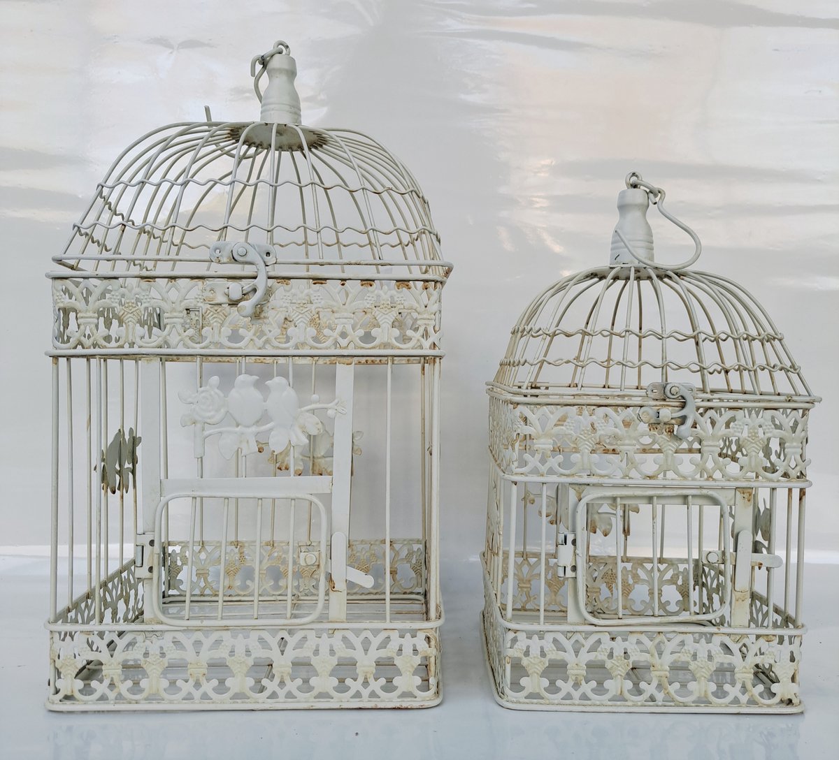 2 Metalen vogelkooien VK4VKAW3250 vierkant GROOT MODEL kleur wit/crème - functioneel en als decoratie te gebruiken - deco - bird - vogel kooi