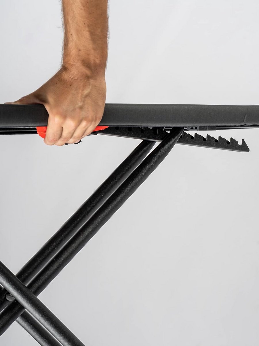 Inklapbaar Strijkplank Zwart Frame Grote Strijkhoes 120x38cm Verstelbaar