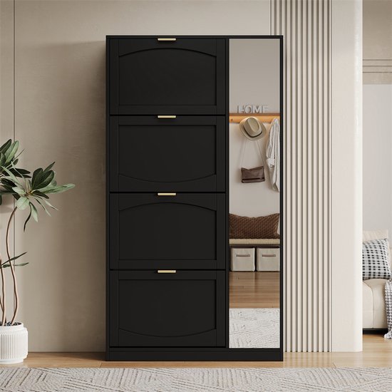 Zwarte schoenenkast met 4 kleppen, gouden handgrepen en een spiegel aan de zijkant.