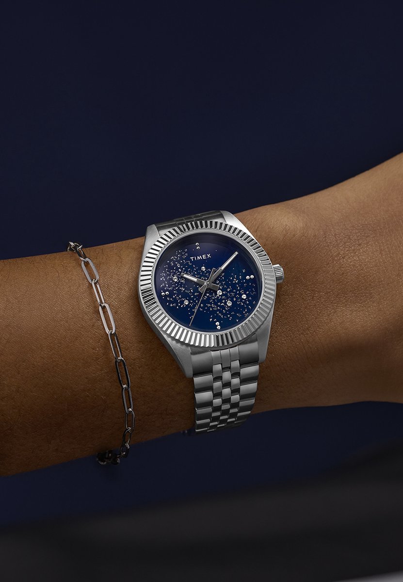 Timex Legacy Quartz Analoog Horloge Silver Tone Kast: 100% Roestvrij Staal | Armband: 100% Roestvrij Staal 36 mm TW2Y20100AJ