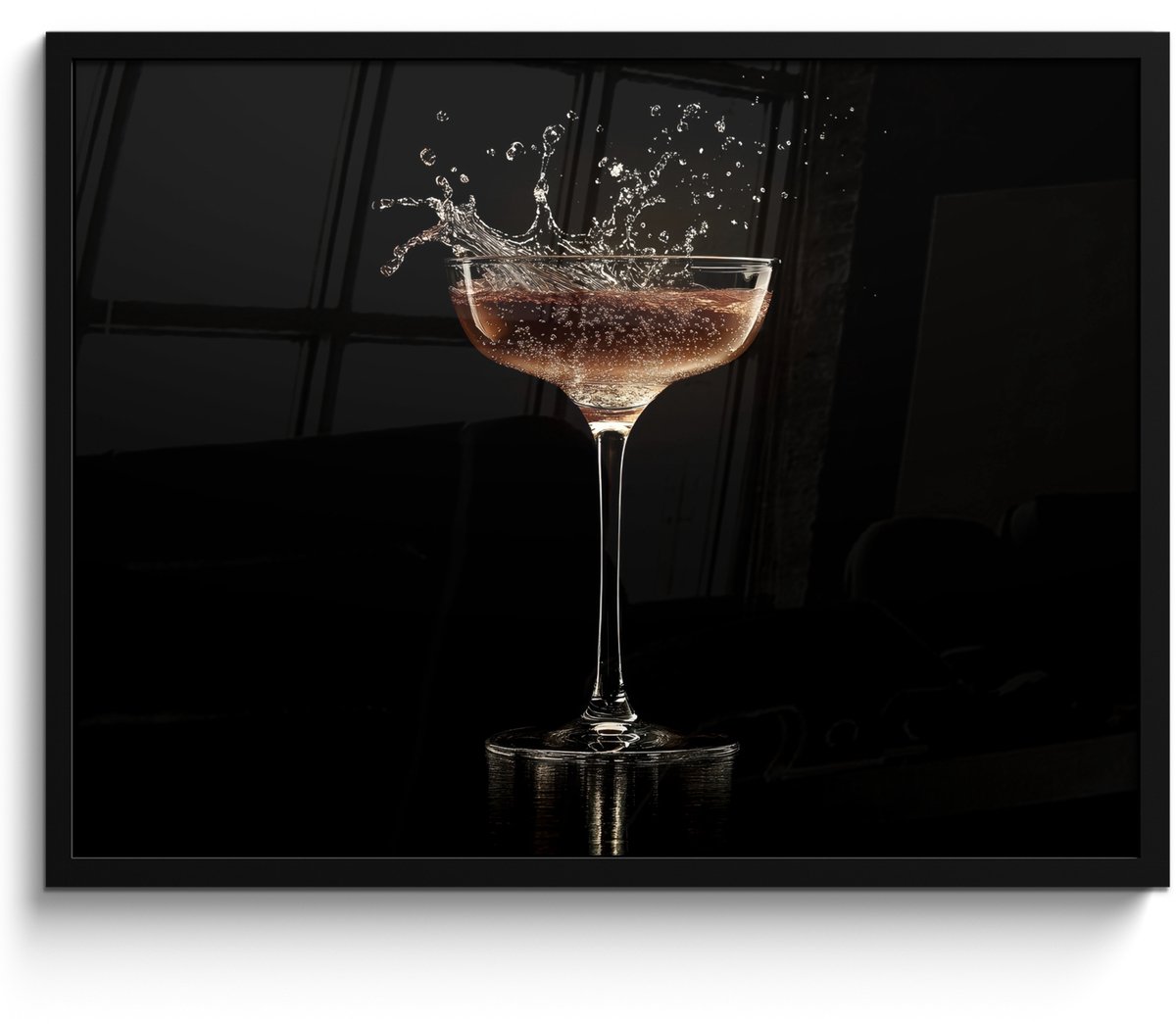 FrameYourWall Fotolijst inclusief poster - Posterlijst 70x50 cm - Posters - Cocktail - Zwart - Spetters - Glas - Foto in lijst - Keuken decoratie muur - Wanddecoratie accessoires - Muurdecoratie - Schilderijen Cocktail - Spetters