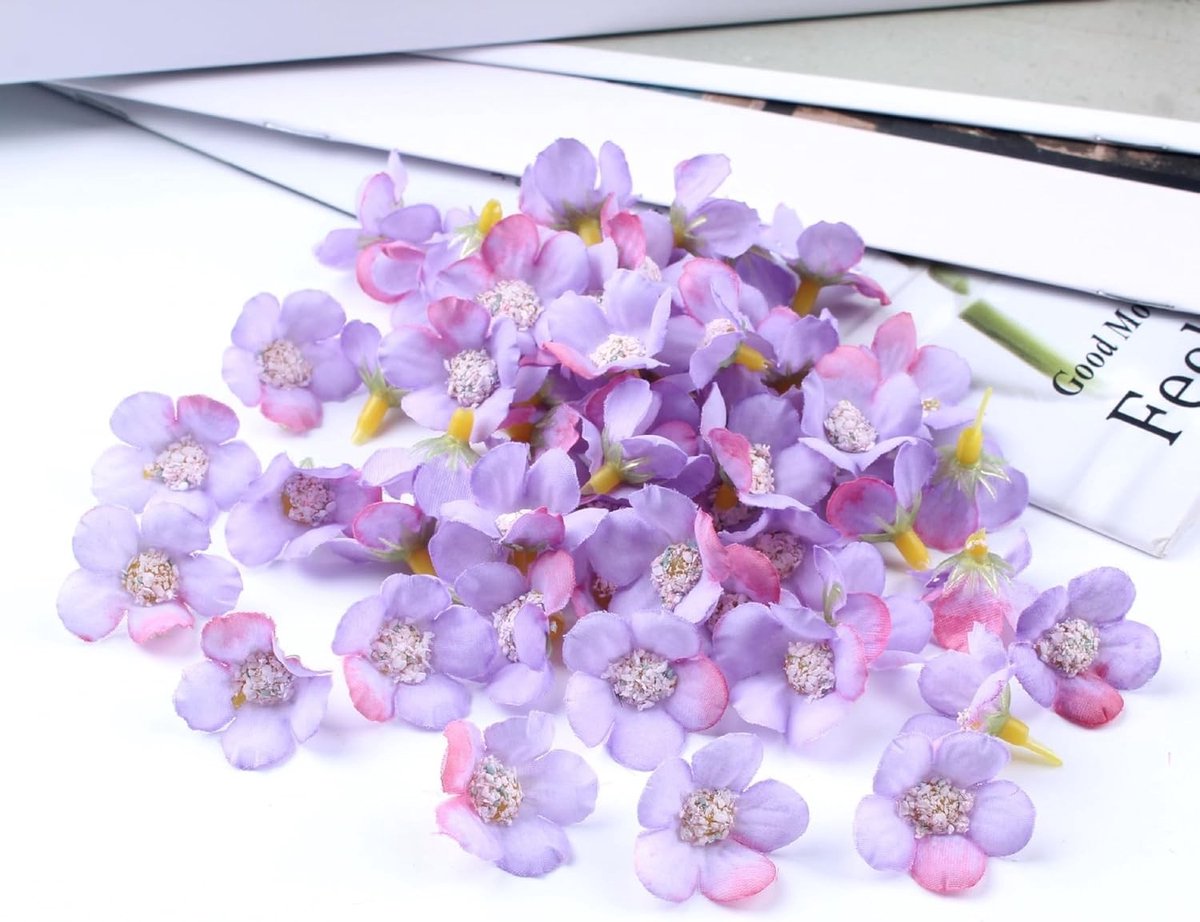 Allecto - Mini Kunstbloemen - Voor Knutselen - Wit - Decoratieve Bloemen - Voor DIY Bruiloft - Zijde Bloemen - Geschikt voor Feestdecoratie - Klein...