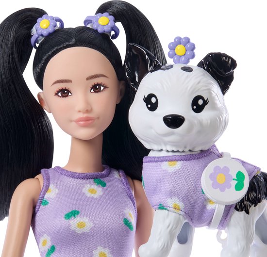 Barbie Matchende Aziatische Outfits Met Een Hondenpop Paars — afbeelding 3