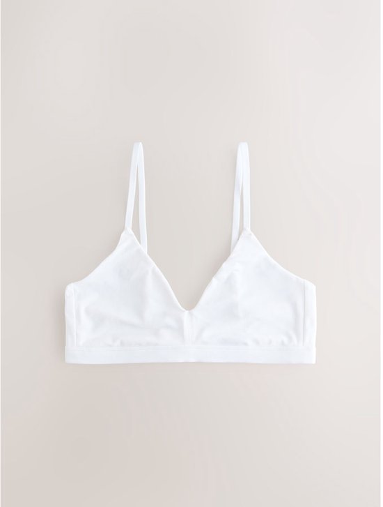 Witte driehoekige bralette met dunne bandjes.