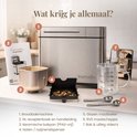 Luxe Fornello broodbakmachine met alle toebehoren: receptenboek, bakpan, noten/rozijnendisperser, maatbeker en schepjes.