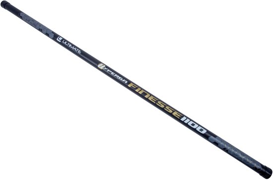 Een zwarte 'Ultimate Hyperga Finesse 1100' hengel met geometrische patronen aan de uiteinden.