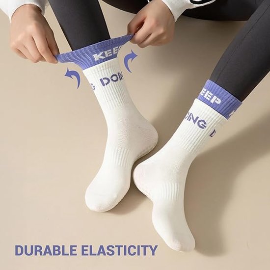4 paar - Sokken - Sokken Antislip - Yoga Pilates Sokken - Yoga Sokken - Antislip loungesokken - sportsokken - sokken tot halverwege de kuit - met antisliptextuur - wit en roze - Geschikt voor Pilates, Fitness, Ballet, Thuisworkouts van Merkloos — afbeelding 2