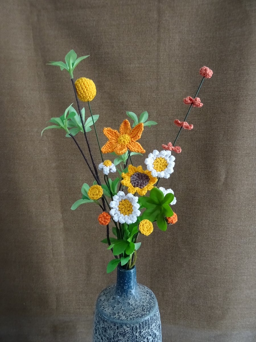 Knuffelsenzo - Gehaakt Veldboeket oranje/geel - Wit - Boeket - Feest - Duurzaam - Kunstbloemen