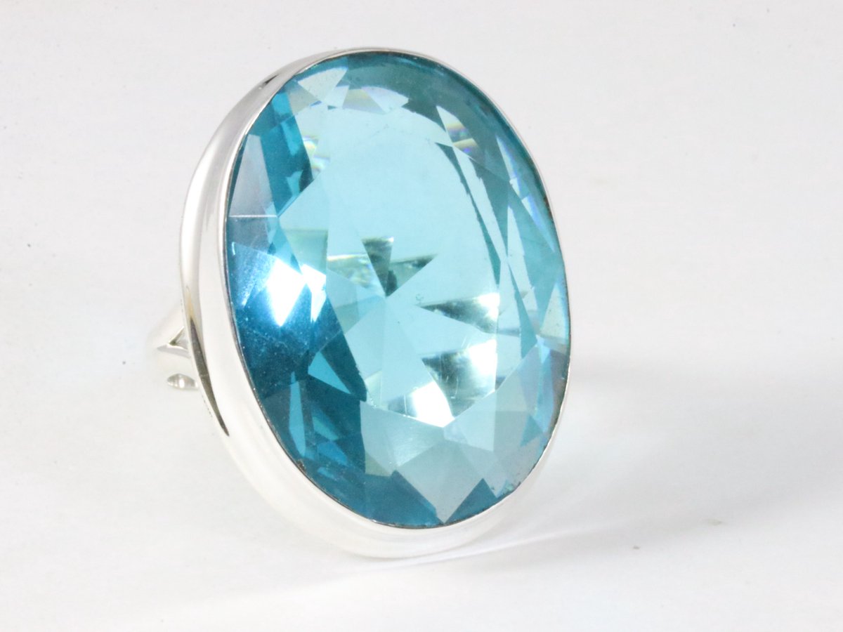 Grote ovale zilveren ring met aquamarijn - maat 20.5