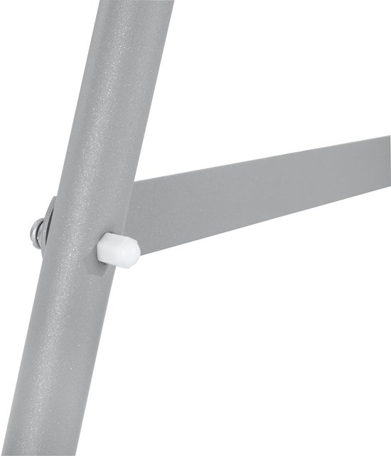 Close-up van een grijze metalen zwembadladder met een witte plastic dop op de schroef.