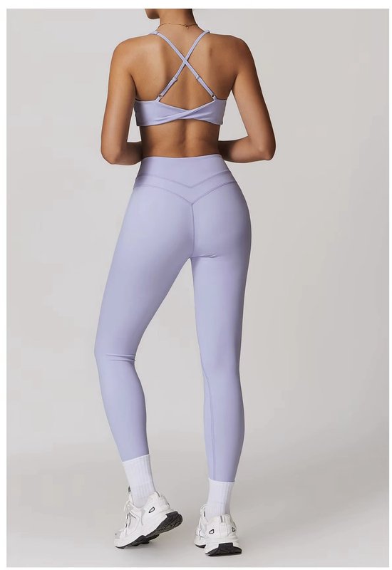 Set de sport Eclipse - Taille S - Lilas - Ensemble de sport 5 pièces avec soutien-gorge, haut à manches courtes, haut à manches longues, legging taille haute et short - Violet - Sans coutures et coupe Comfort