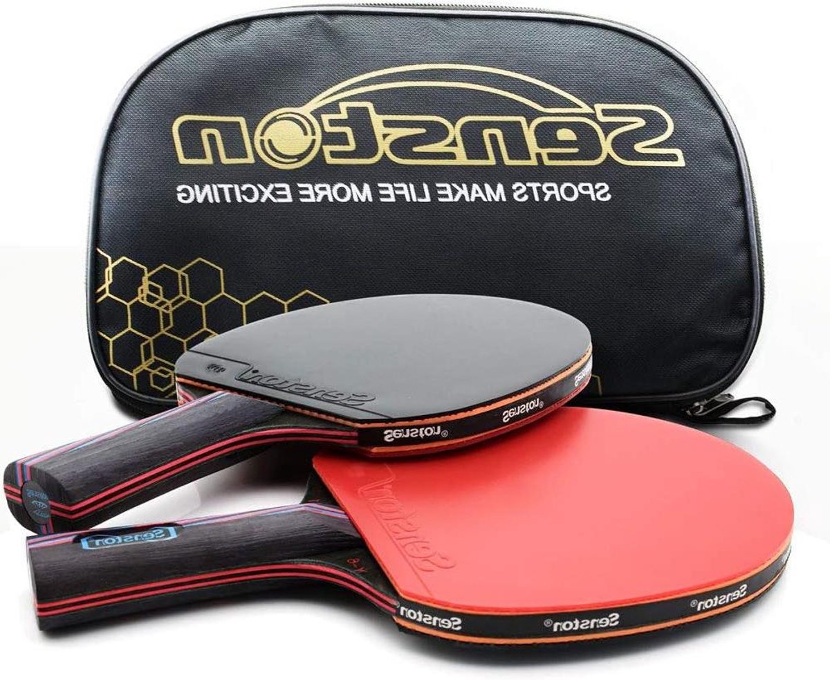 Tafeltennisbatje met dubbel carbon lemmet en racketkoffer. Veergreep.