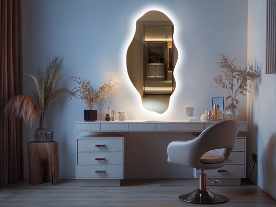 Miroir LED Tulup - Miroir LED de forme organique - 45 cm x 90 cm - Miroir organique avec Siècle des Lumières - Miroir de chambre - Wit froid 6500 K - Miroir organique avec Siècle des Lumières LED - Miroir mural industriel