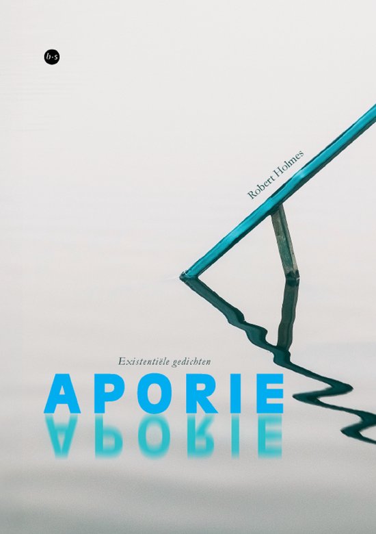 De blauwe titel 'APORIE' staat op de voorpagina van het boek, naast een reflectie in het water en een turquoise object.