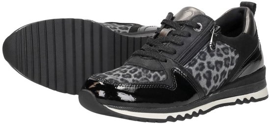 Zwarte sneaker met luipaardprint, lakleer en ritssluiting, op de zool. Set van 2.
