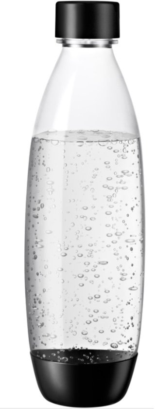 Transparante Sodastream fles met zwarte dop en bodem, gevuld met bruisend water.
